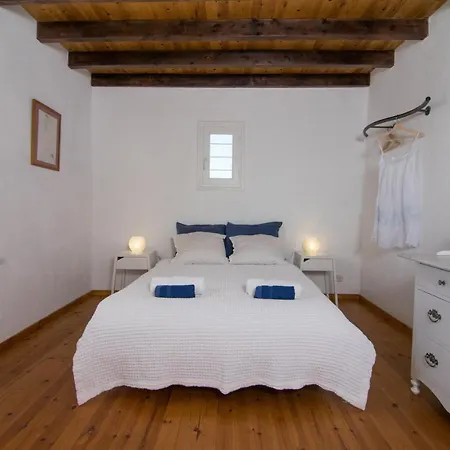 Domaine Seladaki - A Relaxing Paradise Villa Ambrami
